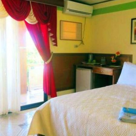 Four Seasons Seaview Hotel El Nido Bagian luar foto